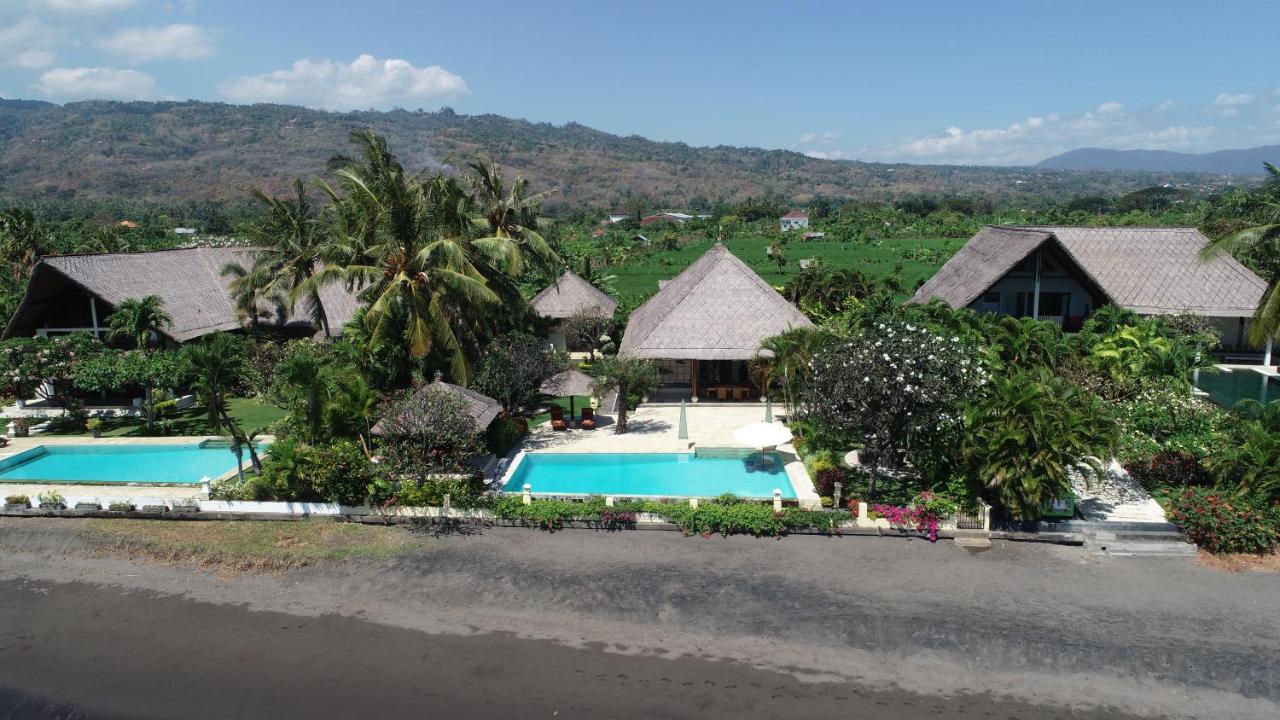 Villa Surgawi Lovina Buitenkant foto