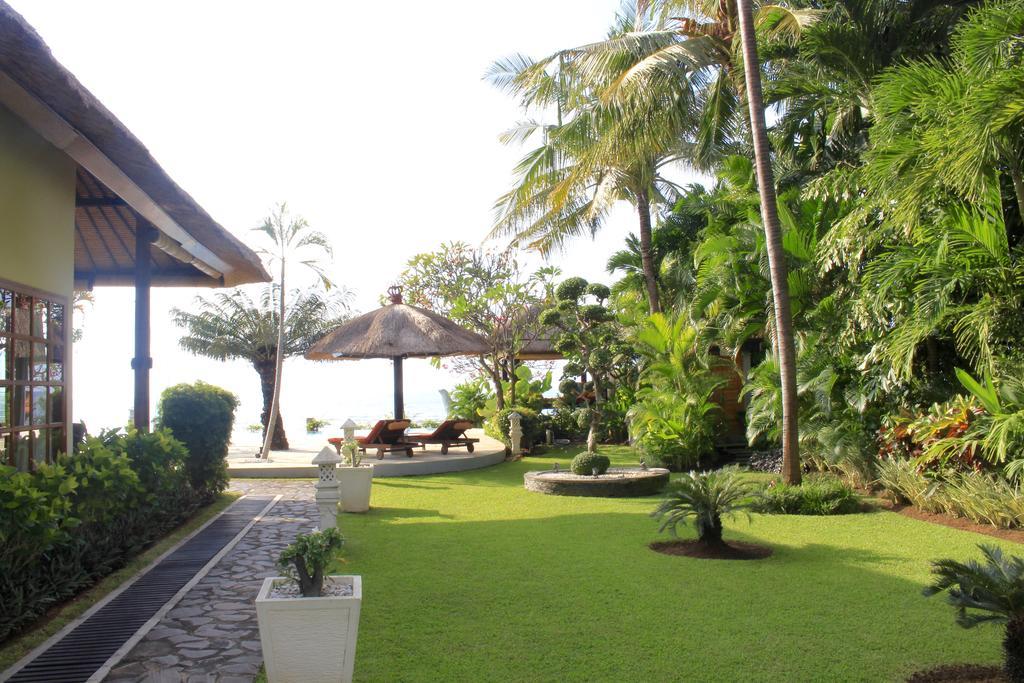 Villa Surgawi Lovina Buitenkant foto
