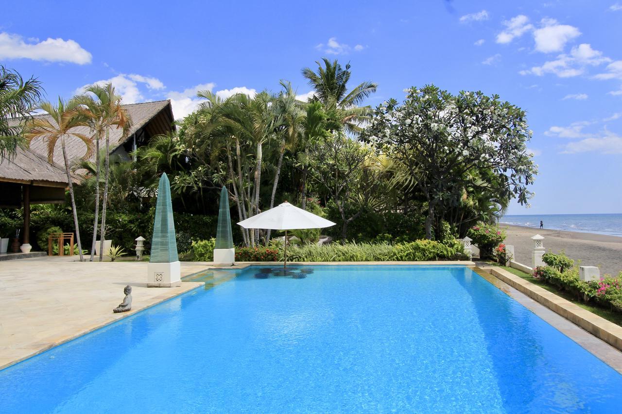 Villa Surgawi Lovina Buitenkant foto